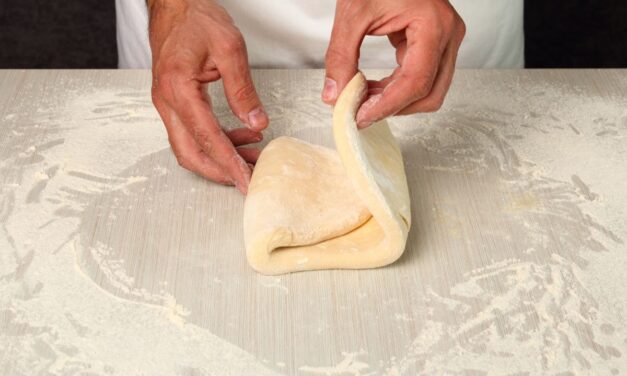 Il ne faut que quelques minutes : la recette de pâte feuilletée express de Philippe Etchebest va bouleverser votre façon de cuisiner