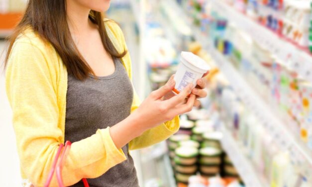 60 Millions de consommateurs dévoile une liste noire de yaourts : ces 4 produits posent un vrai problème