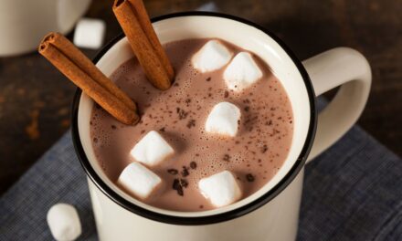 Voici la recette traditionnelle du vrai chocolat chaud maison qui séduit tous les amateurs