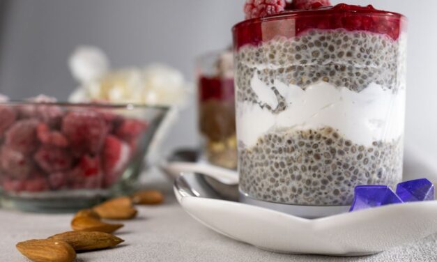 Il ne contient ni sucre raffiné ni farine, mais ce pudding est devenu mon dessert préféré (et il ne prend que 2 minutes)