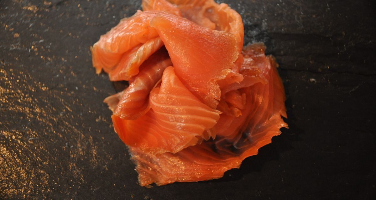 Consommateurs bio : un rappel concerne ces saumons fumés populaires, la contamination est avérée